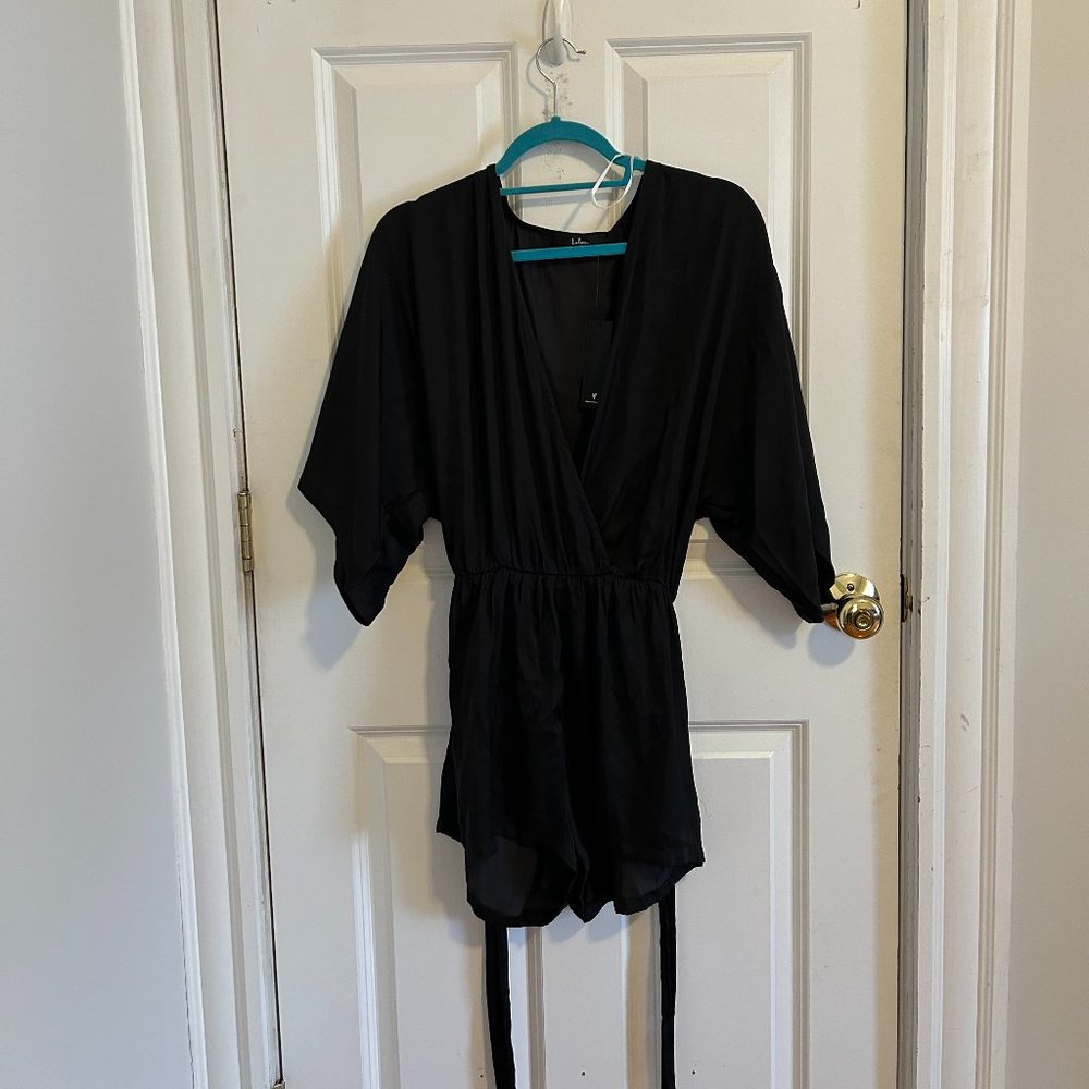 Lulu's Small Silky Black Belted Romper | BRAND NEW NEVER WORN TAGS ON